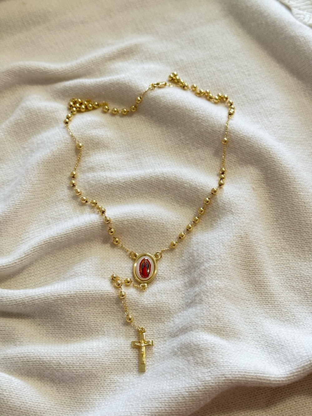 Gold-Tone Rosary of La virgen de Guadalupe with cross